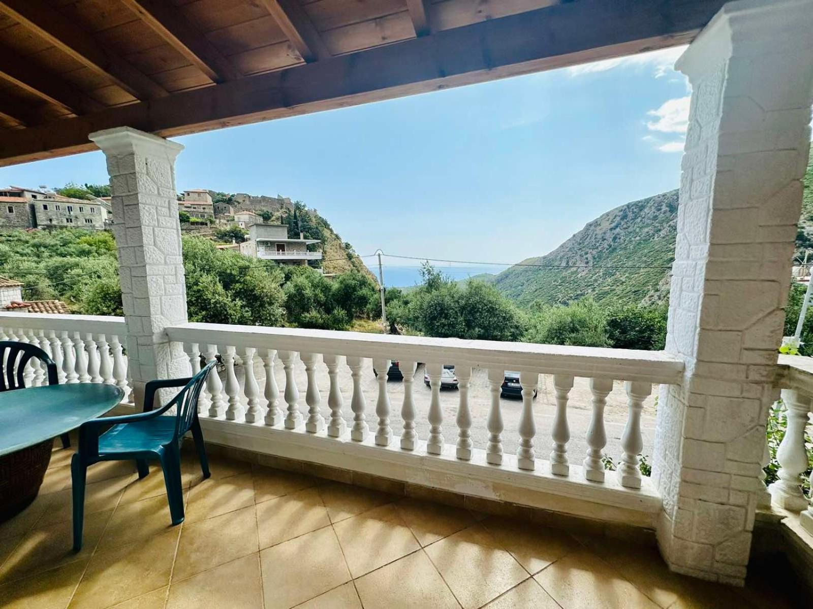 Villa Vista Himarë Exterior foto